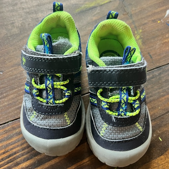 OshKosh B'gosh Shoes Oshkosh Toddler Shoes Poshmark